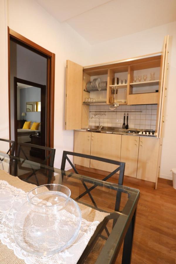 Unique Luxury Apartment And Rooms Rome Exterior photo