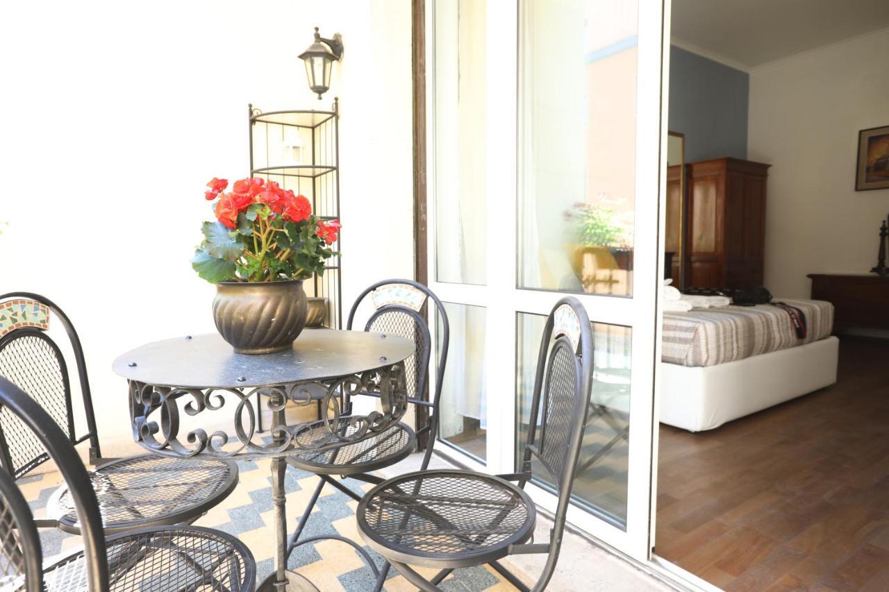 Unique Luxury Apartment And Rooms Rome Exterior photo